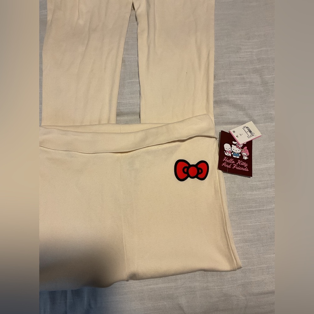 Hello Kitty Cream Flare Pants-L - Picture 5 of 5
